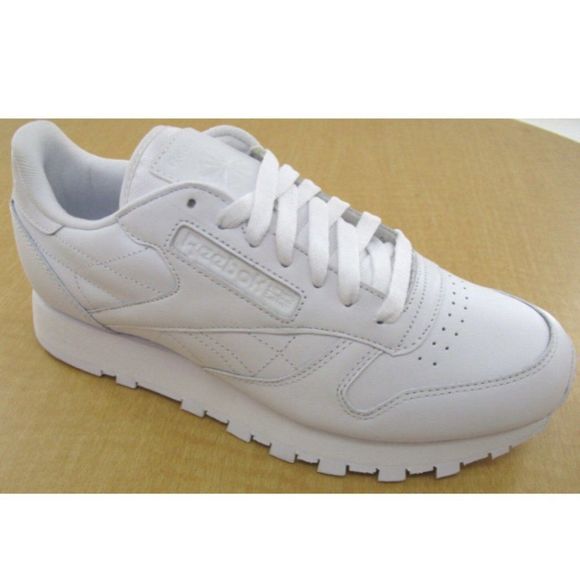 Reebok Classic Leather R12 Mens White Walking Shoe - Picture 1 of 9
